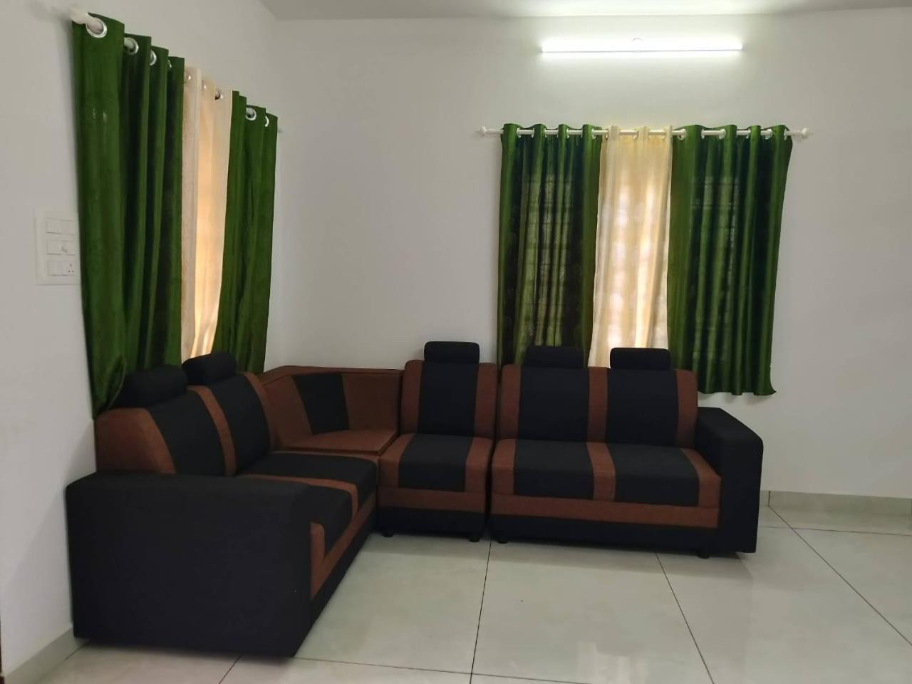 Ashvis Cottage Thekkady Buitenkant foto