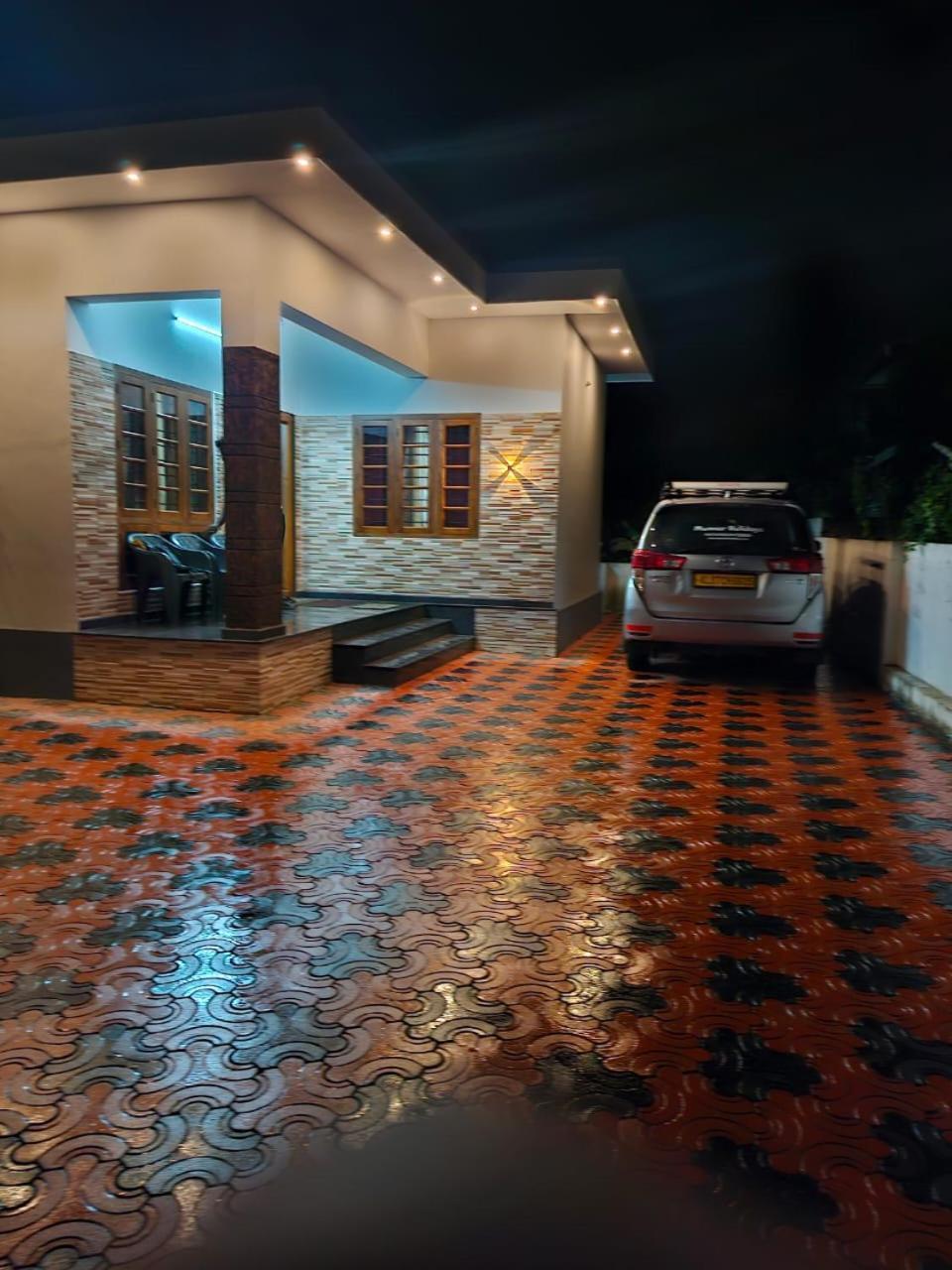 Ashvis Cottage Thekkady Buitenkant foto