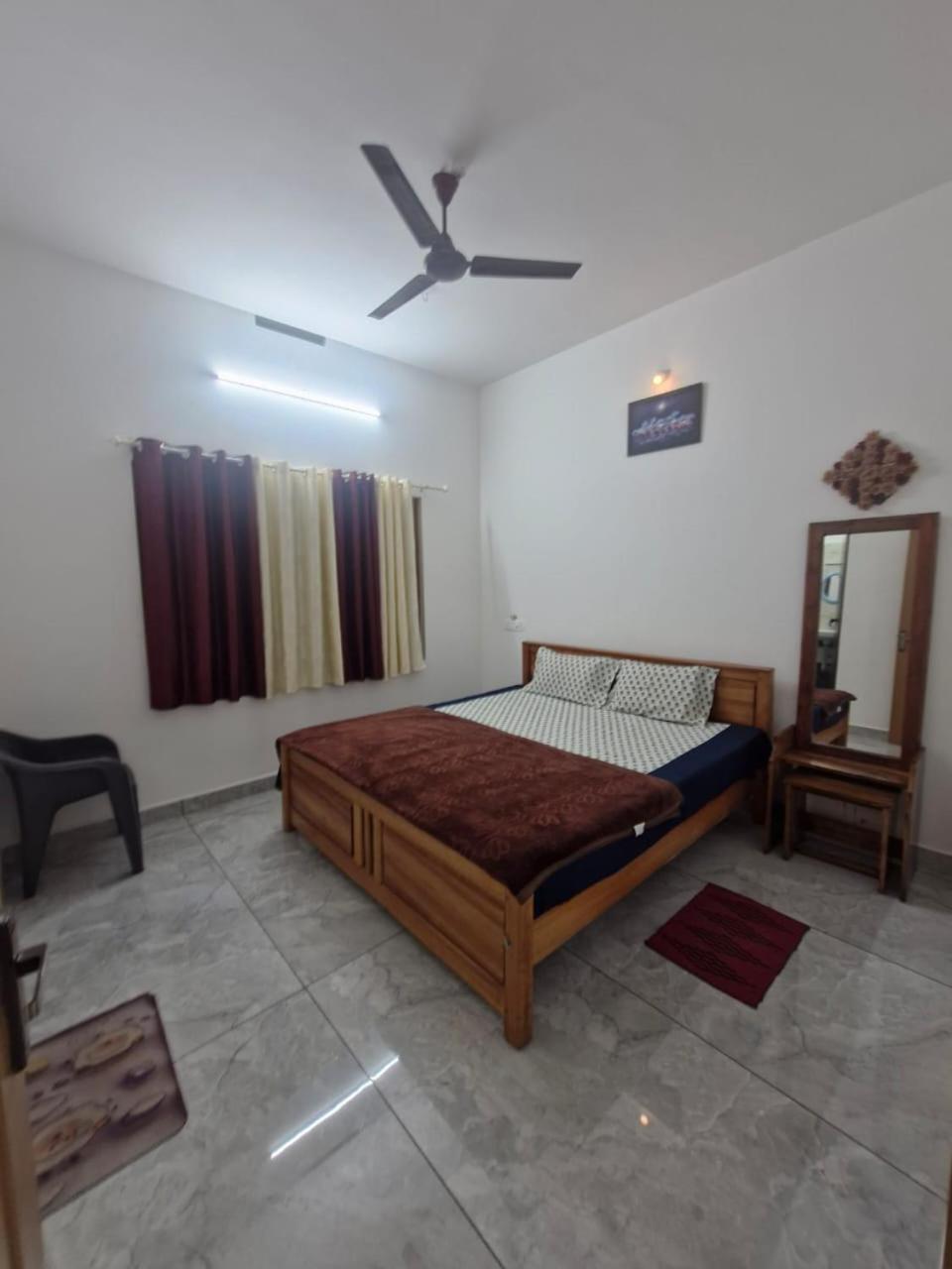 Ashvis Cottage Thekkady Buitenkant foto