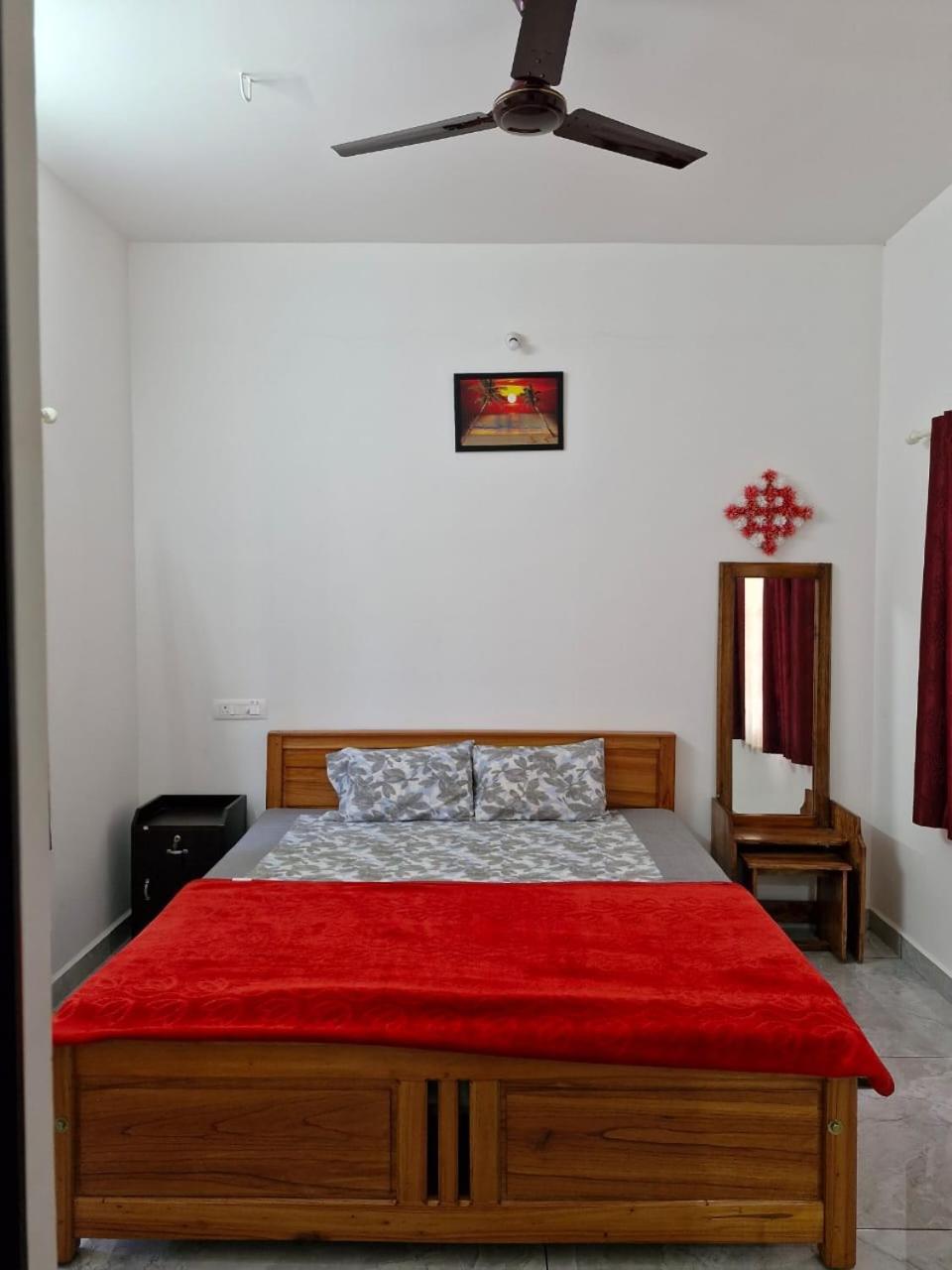 Ashvis Cottage Thekkady Buitenkant foto